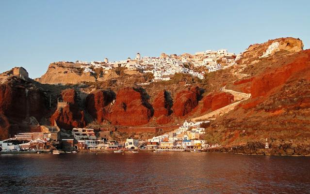 Amoudi Bay